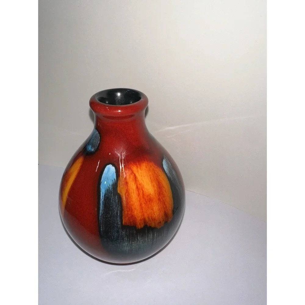 Poole Pottery Volcano Living Glaze Squat Bud Vase 5